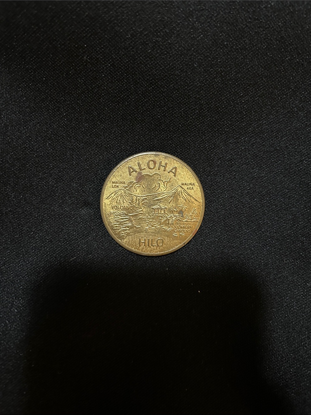 Aloha Hilo Commemorative Coin - Gold Tone